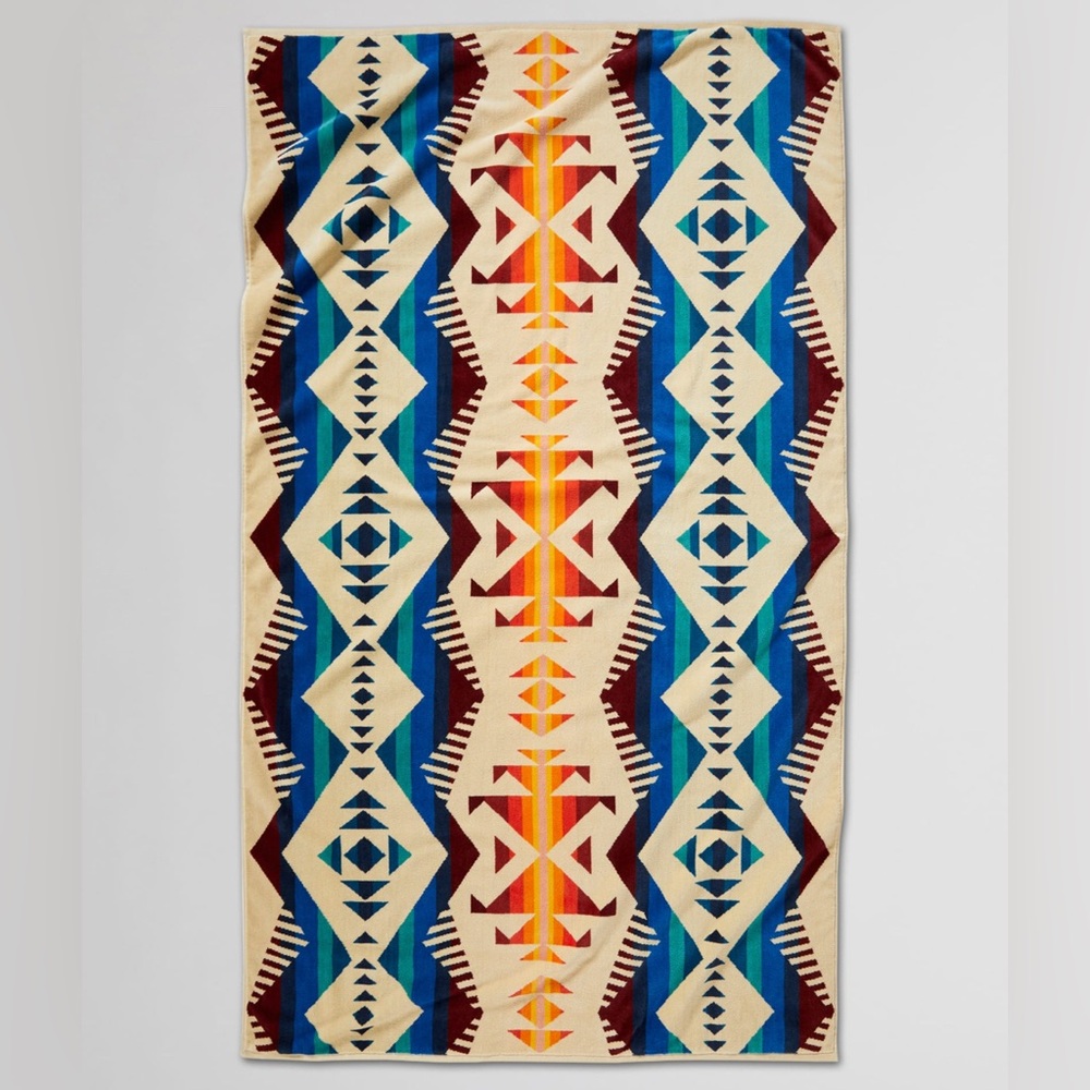 NWT Pendleton Spa Towel Los Lunas Jacquard Beach Pool XL 40x70 Oversized Cotton
